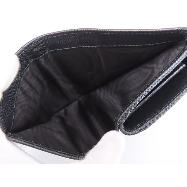 PRADA(プラダ)の新品同様 プラダ サフィアーノ メタル L字ファスナー 二つ折り財布 コンパクト財布 NERO ブラック サフィアーノレザー 1ML018 レディースのファッション小物(財布)の商品写真