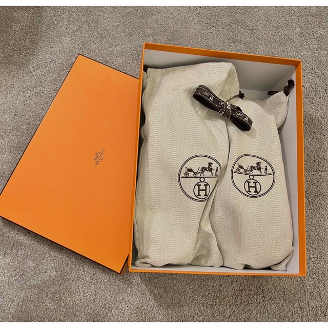 新品未使用 エルメス HERMES サンダル エズ 30 ゴールド サイズ38