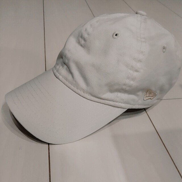 NEW ERA(ニューエラー)のニューエラ キャップ レザーストラップ レディースの帽子(キャップ)の商品写真