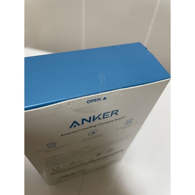 Anker(アンカー)の【早い者勝ち】Anker 633 Magnetic Battery MagGo スマホ/家電/カメラのスマートフォン/携帯電話(バッテリー/充電器)の商品写真