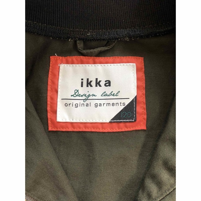 ikka 上着 ジャケット 120 カーキ キッズ/ベビー/マタニティのキッズ服男の子用(90cm~)(ジャケット/上着)の商品写真