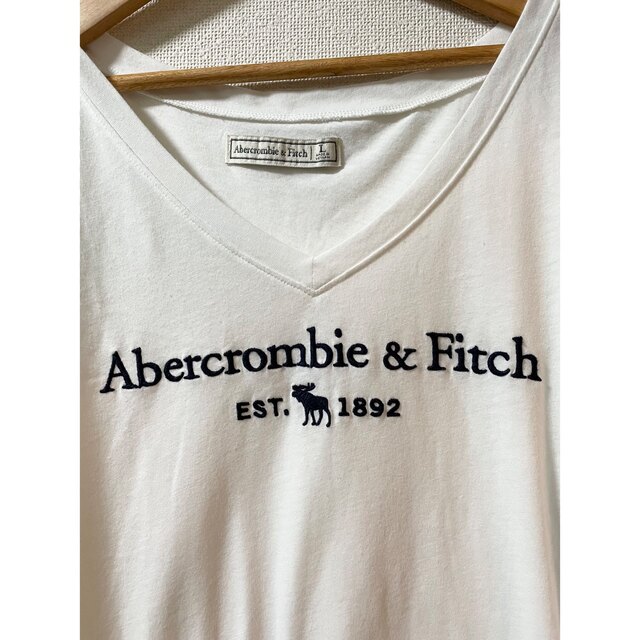 Abercrombie&Fitch(アバクロンビーアンドフィッチ)のアバクロ　半袖　Tシャツ メンズのトップス(Tシャツ/カットソー(半袖/袖なし))の商品写真