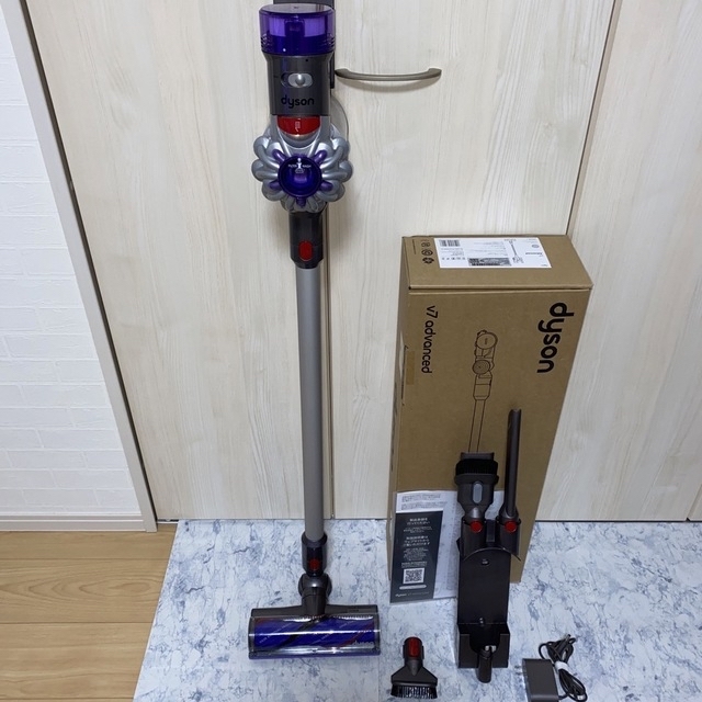 ショッピング早割 【新品 未開封】Dyson V7 Advanced コードレス