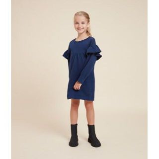 プチバトー(PETIT BATEAU)の新品未使用　プチバトー　フリル袖スウェットワンピース　6a(ワンピース)