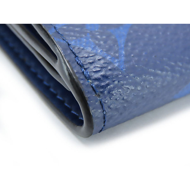 LOUIS VUITTON(ルイヴィトン)の美品 ルイヴィトン タイガラマ モノグラム ディスカバリー 三つ折り財布 コンパクト財布 コバルト ブルー M67620 メンズのファッション小物(長財布)の商品写真