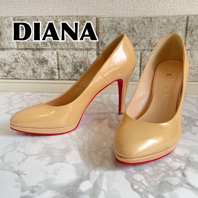 美品 ダイアナ エナメル パンプス 23.5