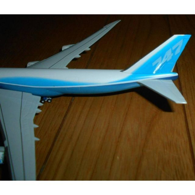 Hogan 1/400 B747-8F ハウスカラー ダイキャスト製 テーブル Hogan 1/400 B747-8F ハウスカラー ダイキャスト製 テーブル