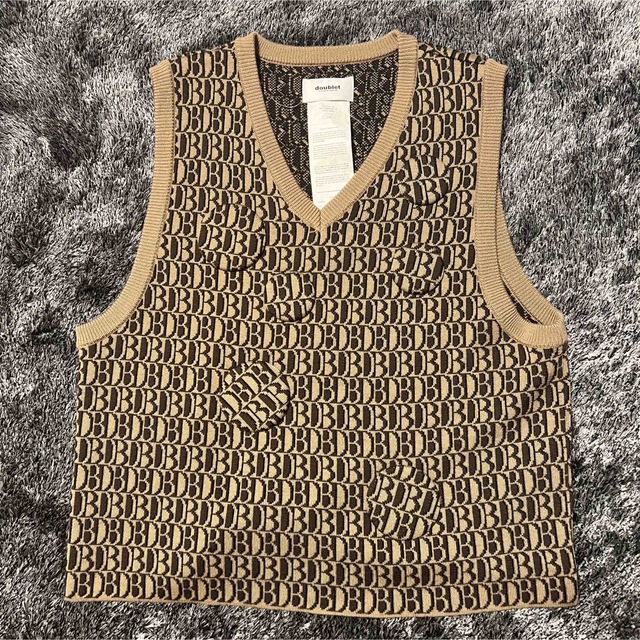 【doublet / ダブレット】MONOGRAM JQ KNIT VEST