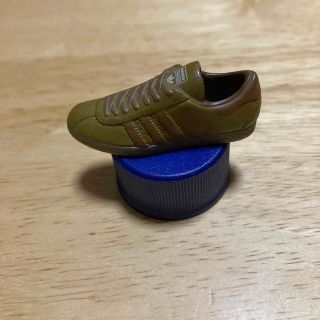 アディダス(adidas)のadidasとペプシコラボ ペットボトルキャップフィギュア(ノベルティグッズ)