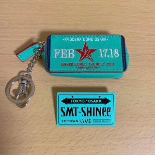 シャイニー(SHINee)のSMTOWN LIVE ピンバッジ SWJ キーホルダー(キーホルダー)