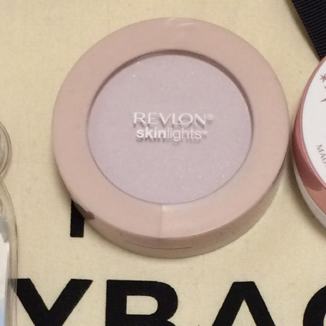 REVLON(レブロン)のいたちー様 専用 コスメ/美容のベースメイク/化粧品(フェイスパウダー)の商品写真