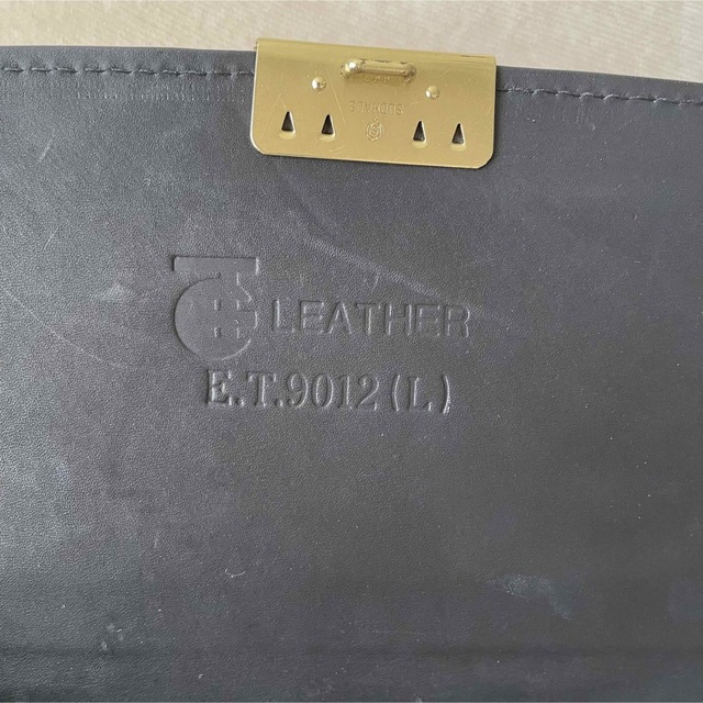 美品‼︎クラッチバック 黒 エナメル セカンドバック　レザー　クロコ メンズのバッグ(セカンドバッグ/クラッチバッグ)の商品写真