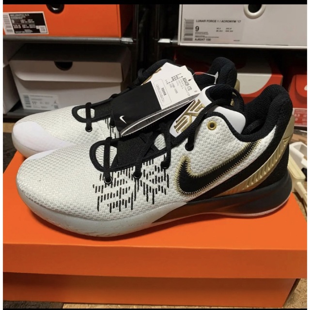 新品未使用タグ付 NIKE KYRIE FLYTRAP 2 EP US9