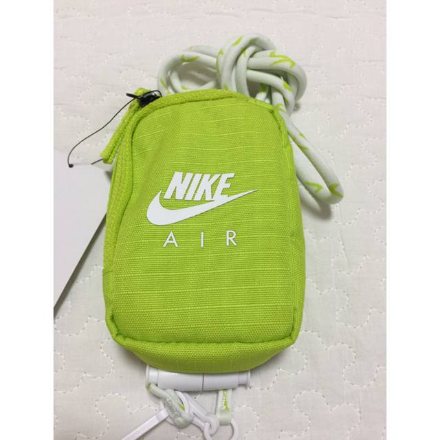 NIKE(ナイキ)のNIKE ランヤード ポーチ メンズのファッション小物(その他)の商品写真