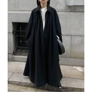 アメリヴィンテージ(Ameri VINTAGE)のS UND FRONT GATHER OPEN SLEEVE COAT ブラック(ロングコート)