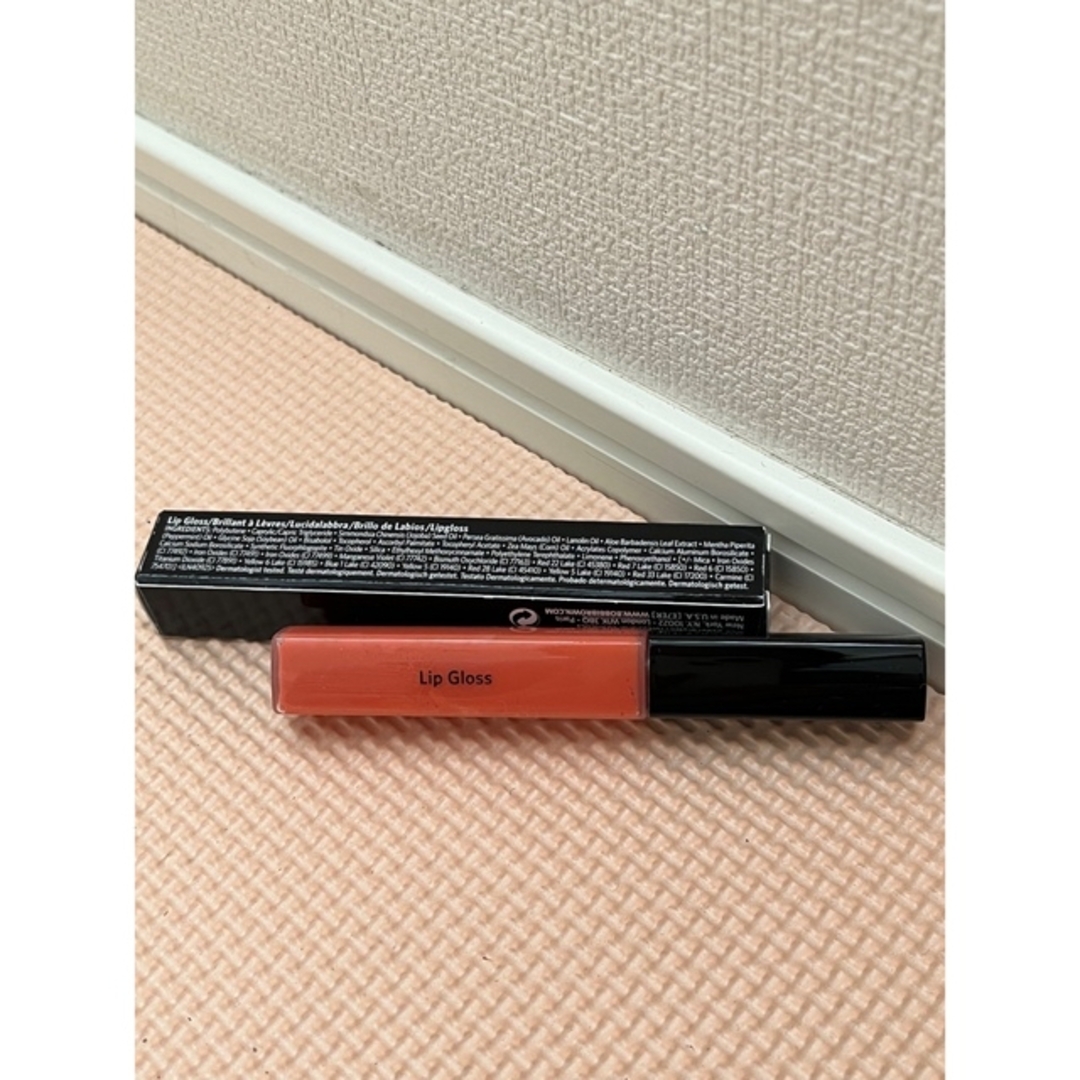 BOBBI BROWN(ボビイブラウン)の【BOBBI BROWN ボビーブラウン】新品未使用品　リップ　グロス　2本 コスメ/美容のベースメイク/化粧品(リップグロス)の商品写真