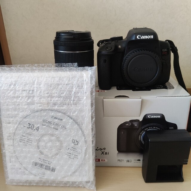 Canon - canon eos kiss x8i レンズキットの通販 by たい's shop