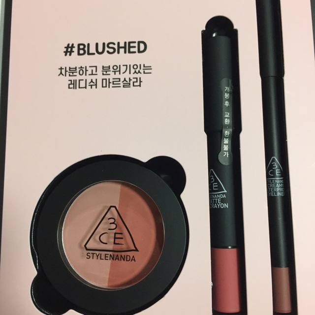 STYLENANDA(スタイルナンダ)の3CE BLUSHED KIT スタイルナンダ コスメ/美容のベースメイク/化粧品(チーク)の商品写真