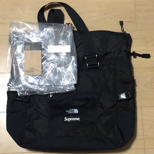 Supreme × The North Face Adventure Tote