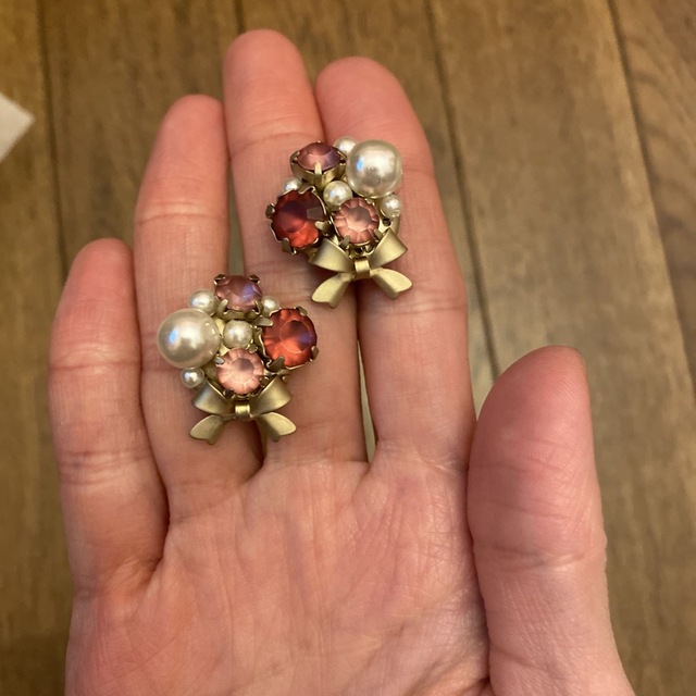 Maison de FLEUR(メゾンドフルール)のメゾンドフルール　イヤリング　ピアス　アクセサリー レディースのアクセサリー(イヤリング)の商品写真