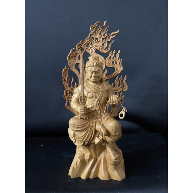 美術品/アンティーク井波彫刻　一刀彫り　仏教工芸品　総ケヤキ材　不動明王座像