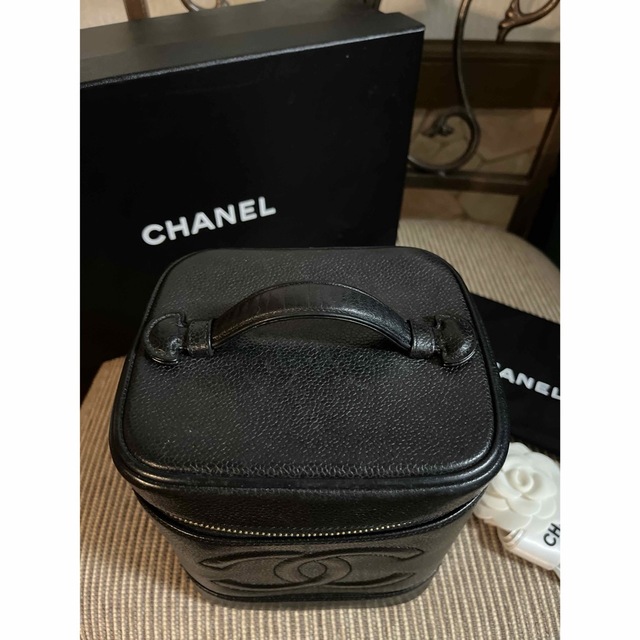 超美品]シャネルCHANEL 黒バニティバッグ キャビアスキン-