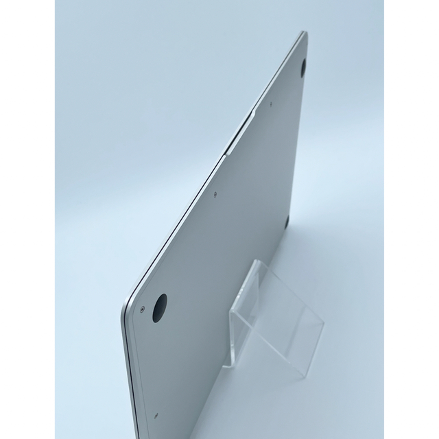 【未使用に近い】　APPLE MacBook Air AIR MVFL2J/A 2