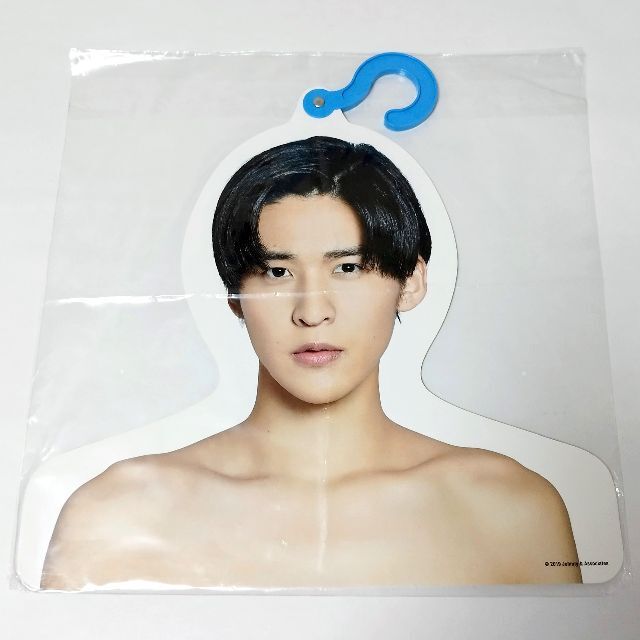 Snow Man フォトハンガー 目黒 蓮 ☆ お待たせ! 4800円引き e-gaio.com.br