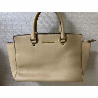 マイケルコース(Michael Kors)のMICHAEL KORS ハンドバッグ(ハンドバッグ)