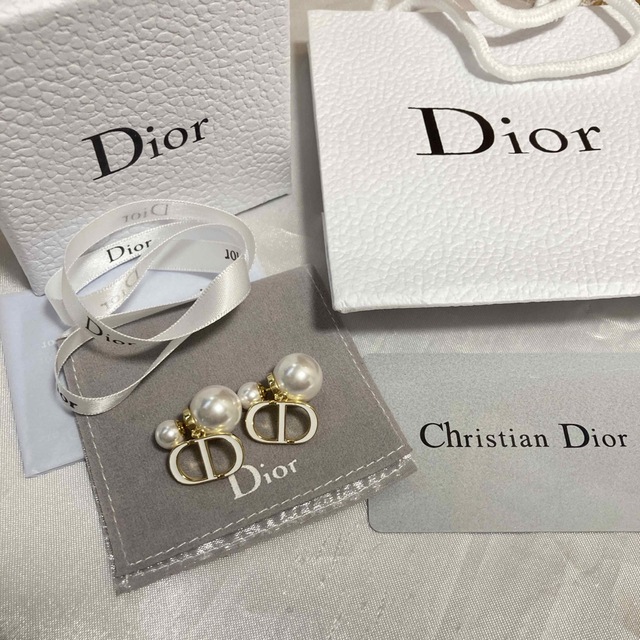 クリスチャン・ディオール Dior ピアス traibales CDロゴ うのにもお得