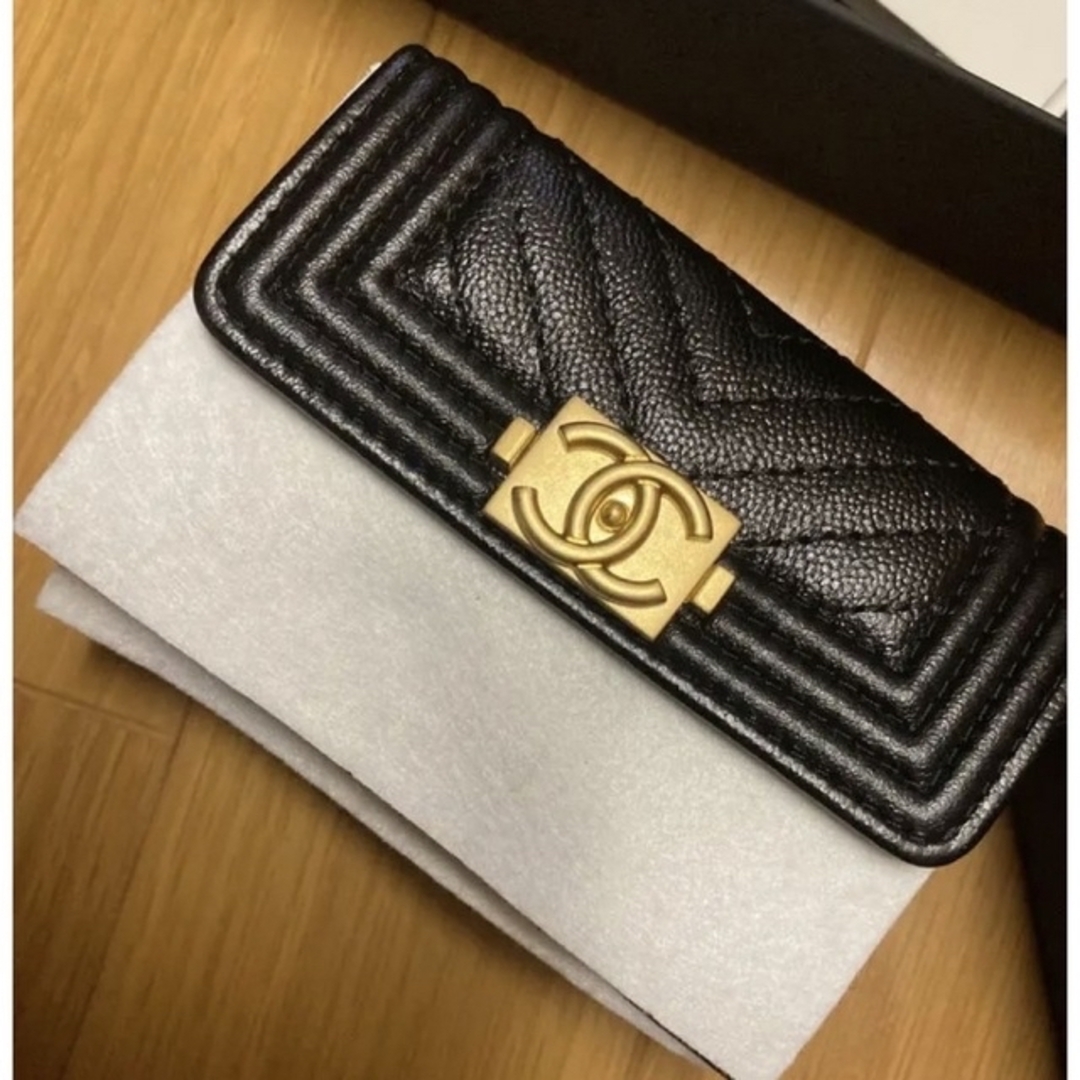 CHANEL(シャネル)の最終お値下げ　ほぼ未使用　CHANEL ボーイシャネル　コンパクトウォレット レディースのファッション小物(財布)の商品写真