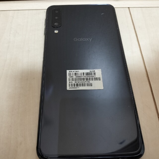 Galaxy(ギャラクシー)のGalaxy A7 本体　ジャンク スマホ/家電/カメラのスマートフォン/携帯電話(スマートフォン本体)の商品写真