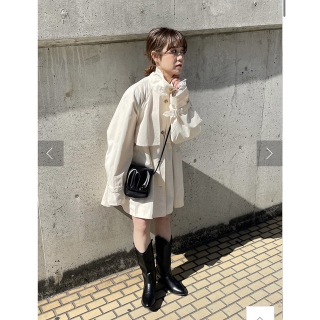 華麗 Kastane バッグギャザートレンチコート ホワイト 新品未使用