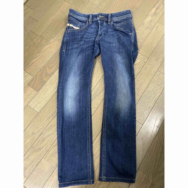 DIESEL(ディーゼル)の美品　即日発送　ディーゼル メンズ BELTHER STRETCH W28 メンズのパンツ(デニム/ジーンズ)の商品写真