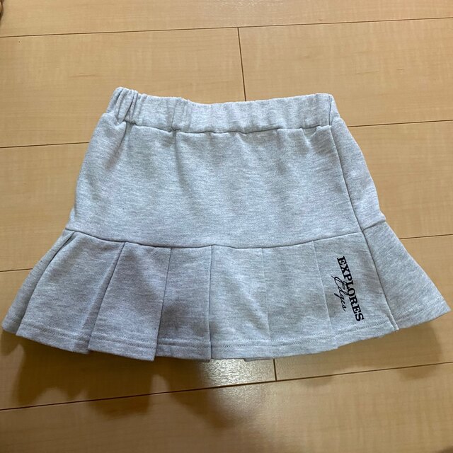 ANAP GiRL(アナップガール)のANAPGiRL XS 140 スカパン　プリーツ　グレー キッズ/ベビー/マタニティのキッズ服女の子用(90cm~)(スカート)の商品写真