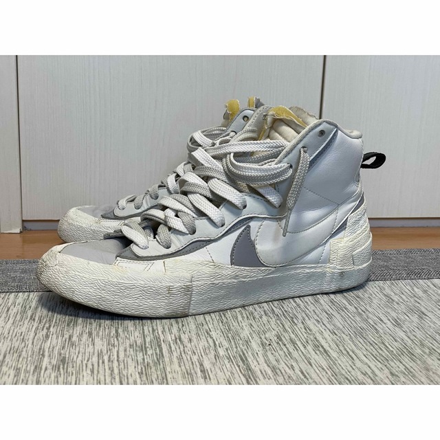 sacai × NIKE BLAZER MID WHITE/ WOLF GREY靴/シューズ