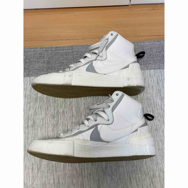 sacai × NIKE BLAZER MID WHITE/ WOLF GREY靴/シューズ