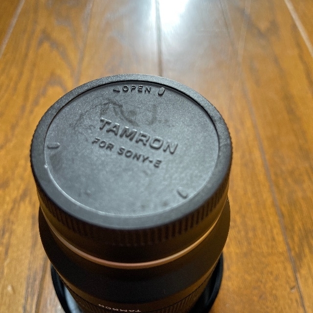 TAMRON(タムロン)の週末値下げTAMRON レンズ 17-28F2.8 DI III RXD スマホ/家電/カメラのカメラ(レンズ(ズーム))の商品写真