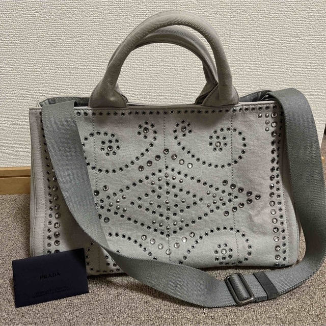 プラダ PRADA カナパ ビジュー グレー 一番の vivacf.net