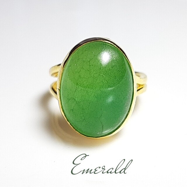 最新作★『   Emerald　』の世界でひとつの天然石リング
