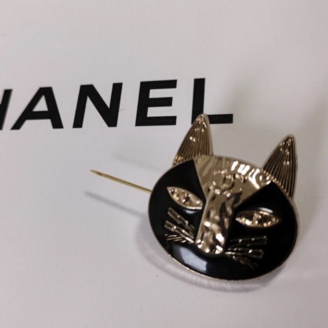 CHANEL ヴィンテージ　ボタン　猫　キャット