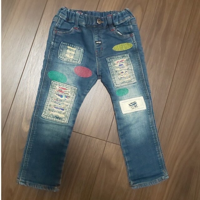 JUNK STORE(ジャンクストアー)のジャンクストアー  ダメージデニム  100cm キッズ/ベビー/マタニティのキッズ服男の子用(90cm~)(パンツ/スパッツ)の商品写真