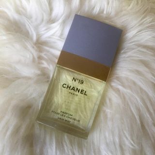 シャネル(CHANEL)のひぃちゃん様専用☆シャネル N°19 ヘアミスト(香水(女性用))