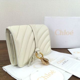 クロエ(Chloe)の未使用品 Chloe 三つ折り財布 ホワイト 箱付き 228(財布)