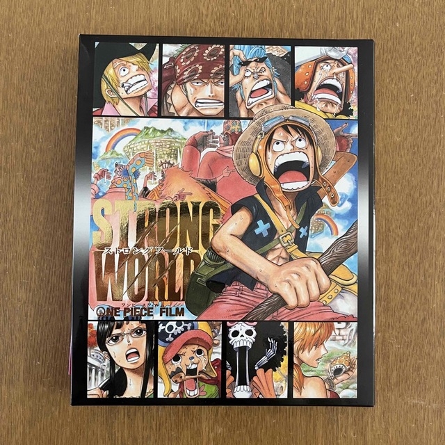 ONE PIECE(ワンピース)のONE PIECE 「STRONG WORLD」ブルーレイ&DVD 初回限定版 エンタメ/ホビーのDVD/ブルーレイ(アニメ)の商品写真