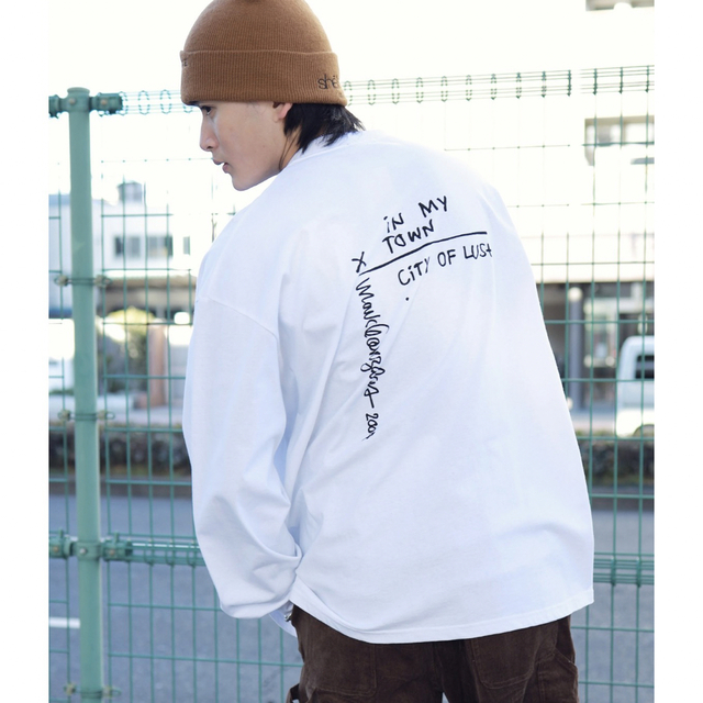 マークゴンザレス コラボ オーバーサイズ ビッグシルエット プリント ロンT レディースのトップス(Tシャツ(長袖/七分))の商品写真