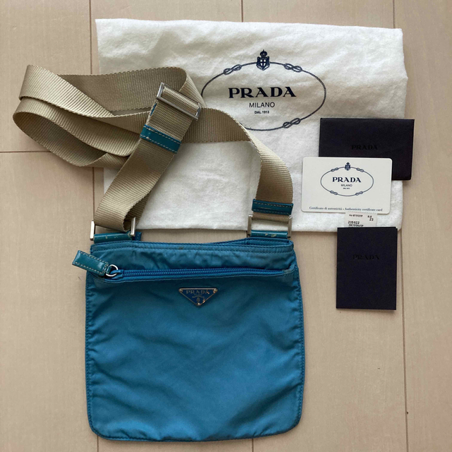 PRADA - 専用 プラダ ミニショルダーバッグ ナイロン ブルーの通販 by ...