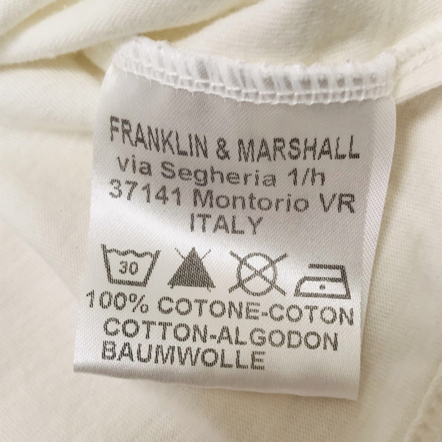 FRANKLIN&MARSHALL(フランクリンアンドマーシャル)のFRANKLIN&MARSHALL アーチロゴ VネックTシャツ ホワイト 半袖 レディースのトップス(Tシャツ(半袖/袖なし))の商品写真