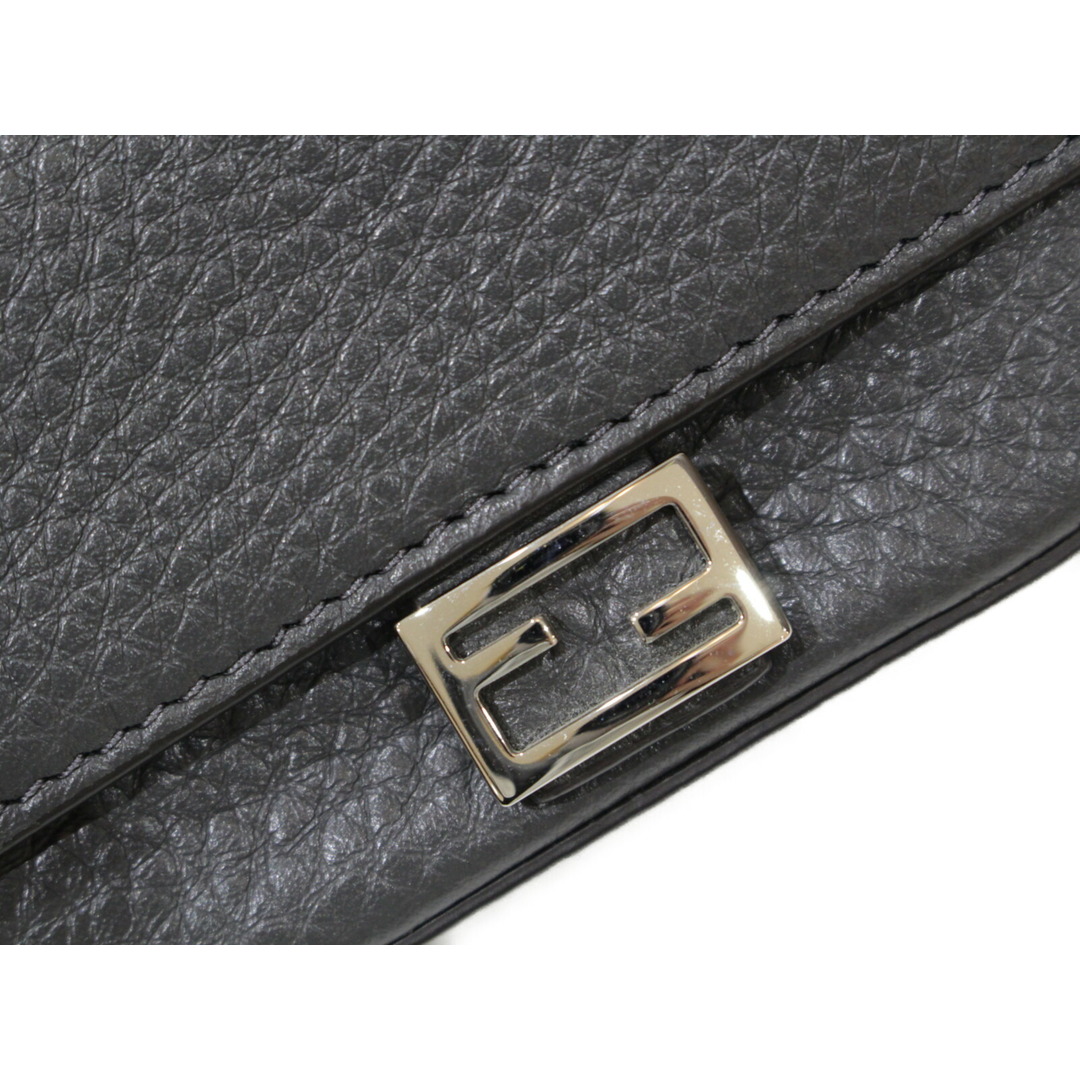 FENDI ナノバケットチャーム レザー グレー キーホルダー レディース