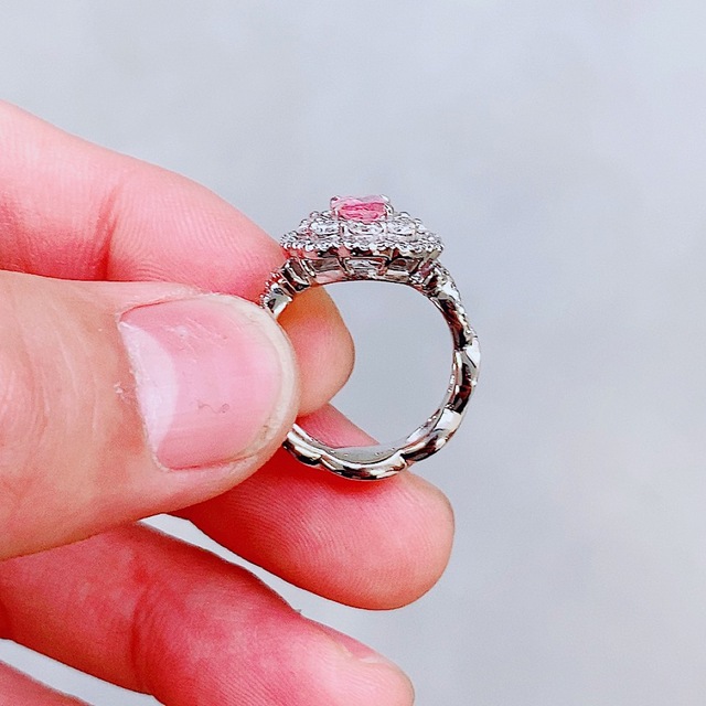 ★1.00ct★✨パパラチアサファイア1.3ctダイヤモンドプラチナリング指輪 レディースのアクセサリー(リング(指輪))の商品写真